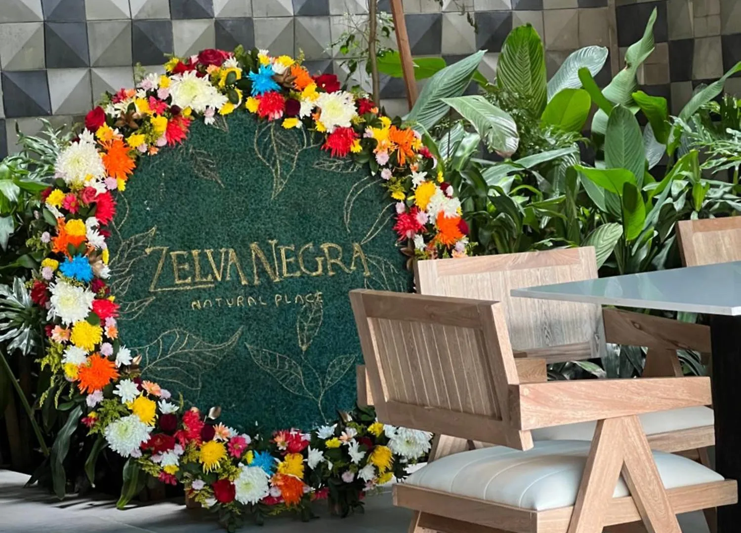 Hotel Zelva Negra Medellin Colombia