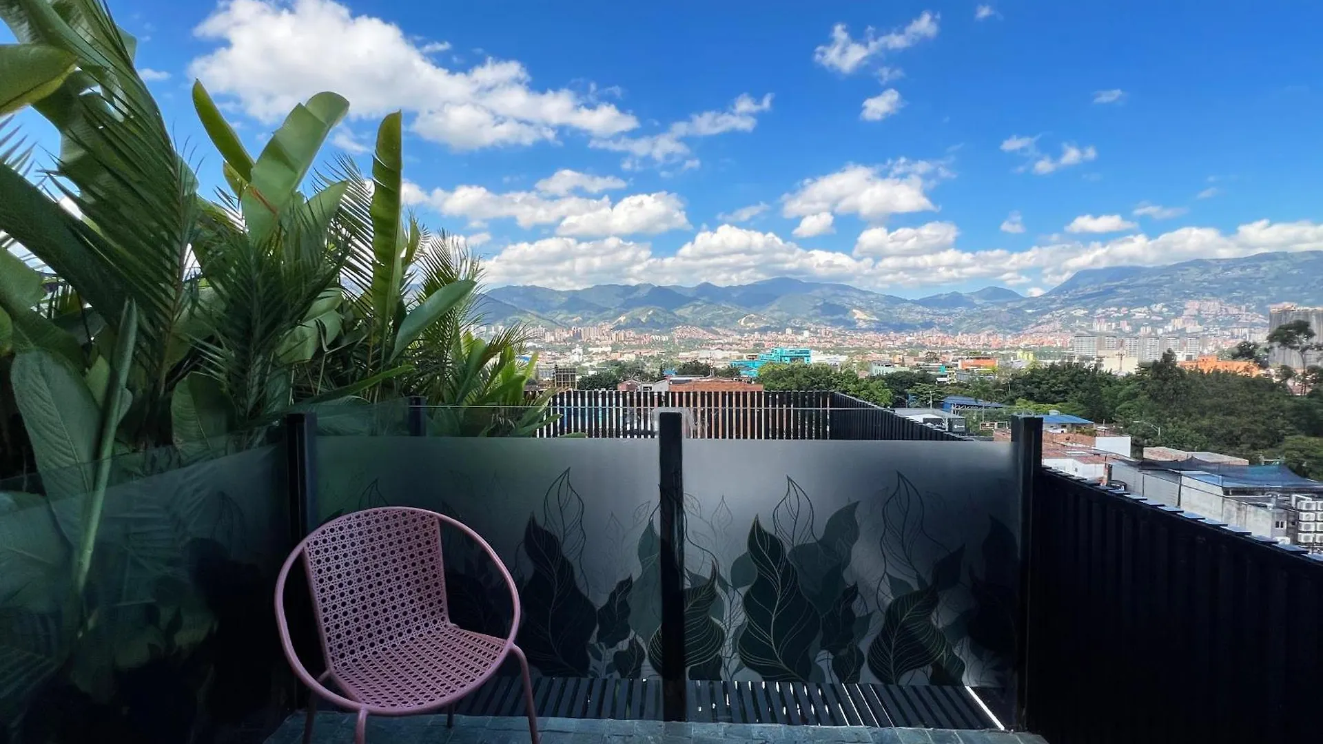 Hotel Zelva Negra Medellín