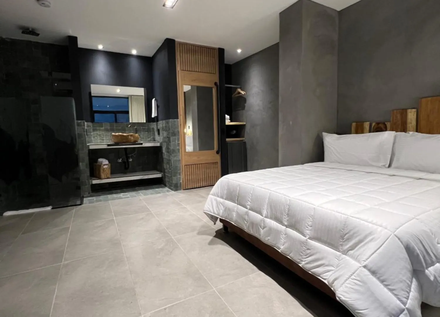 Hotel Zelva Negra Medellín 4*,